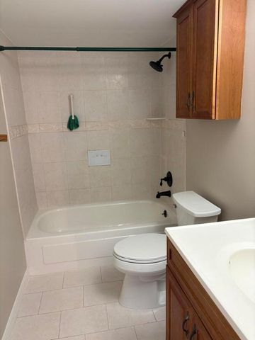 2770 S Garden Drive 304, Lake Worth, FL 33461