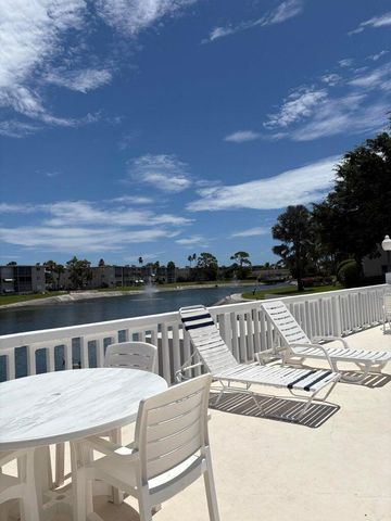 2770 S Garden Drive 304, Lake Worth, FL 33461