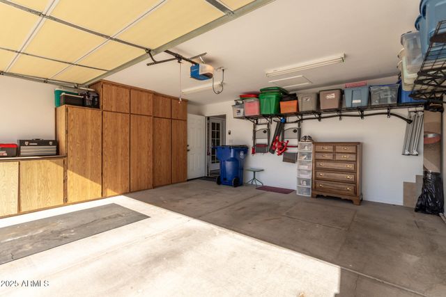 3301 S GOLDFIELD Road 2122, Apache Junction, AZ 85119