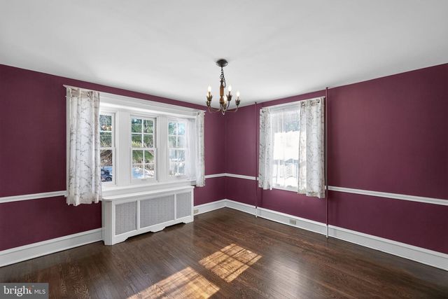 1327 KENDALL RD, Swarthmore, PA 19081