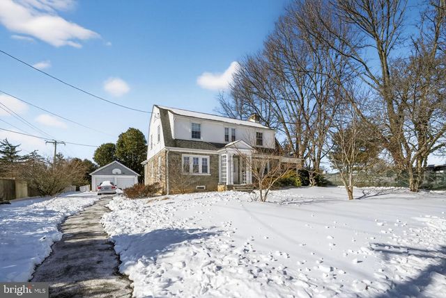 1327 KENDALL RD, Swarthmore, PA 19081