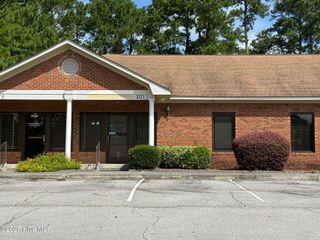 3221 Henderson Drive, Jacksonville, NC 28546