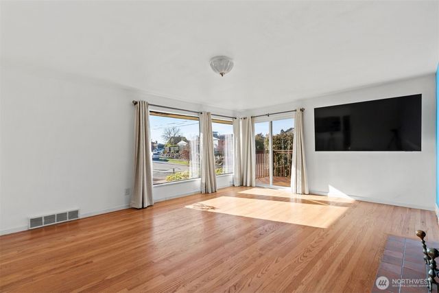 3449 NW 62nd Street, Seattle, WA 98107