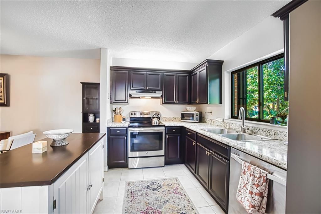1444 Park Shore CIR 3, FORT MYERS, FL 33901 — photo 3