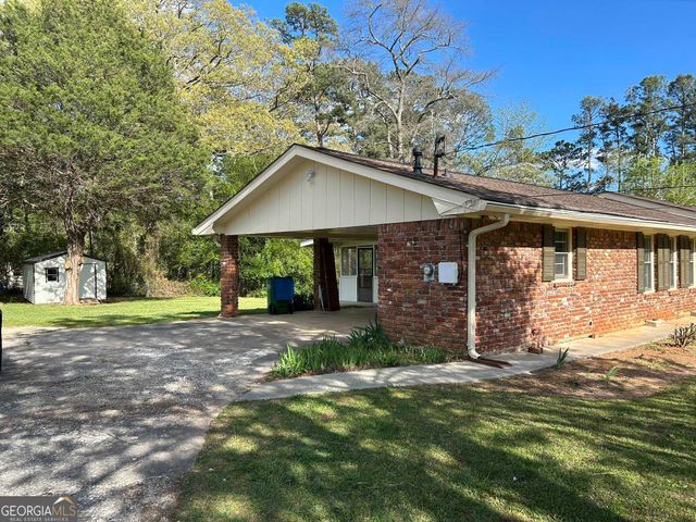 720 Jewel Place, Lilburn, GA 30047