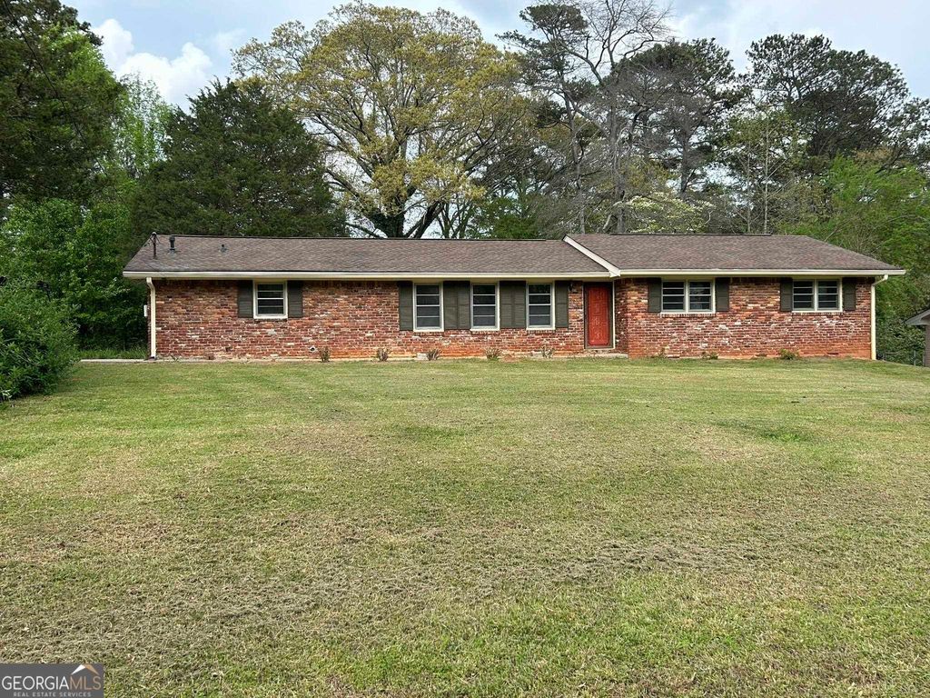 720 Jewel Place, Lilburn, GA 30047