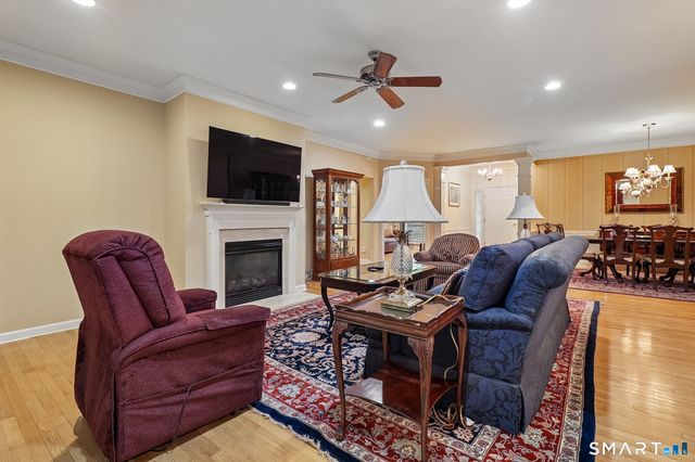 155 Country Club Drive 155, Oxford, CT 06478