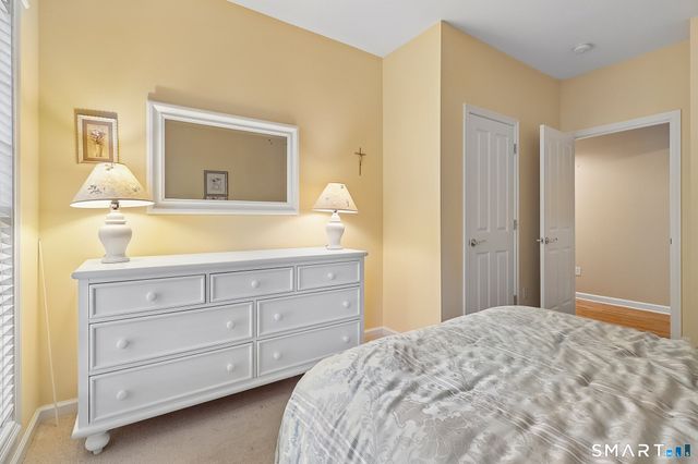 155 Country Club Drive 155, Oxford, CT 06478