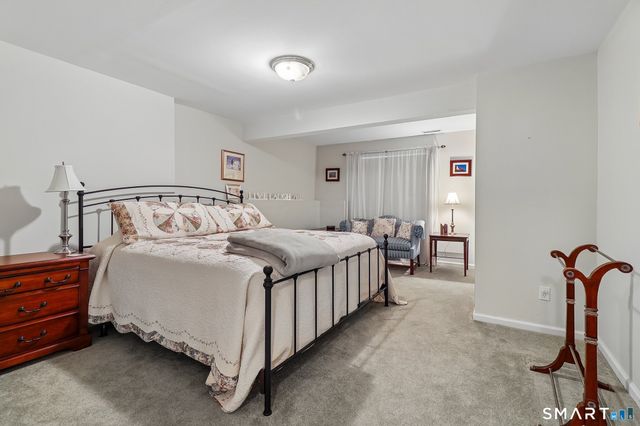 155 Country Club Drive 155, Oxford, CT 06478