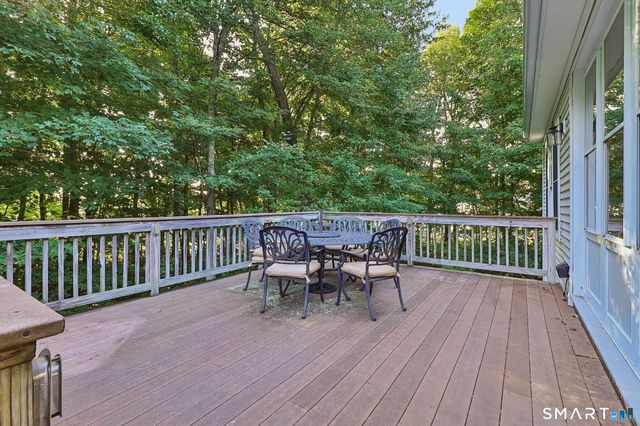 155 Country Club Drive 155, Oxford, CT 06478