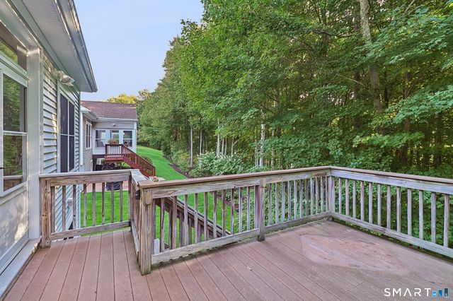 155 Country Club Drive 155, Oxford, CT 06478
