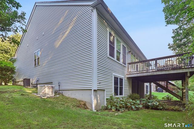155 Country Club Drive 155, Oxford, CT 06478