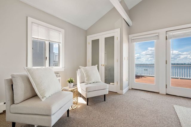 706 Sea St, Quincy, MA 02169