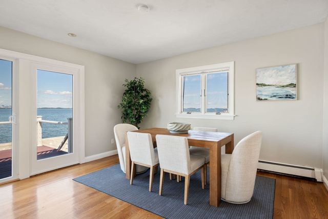 706 Sea St, Quincy, MA 02169