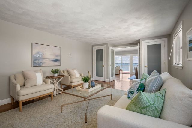 706 Sea St, Quincy, MA 02169