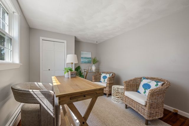 706 Sea St, Quincy, MA 02169