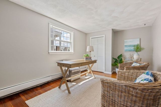 706 Sea St, Quincy, MA 02169