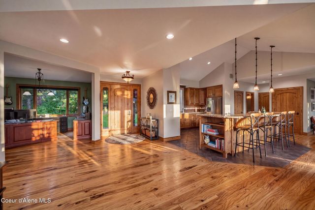 37371 E HAYDEN LAKE RD, Hayden, ID 83835