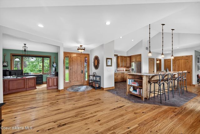 37371 E HAYDEN LAKE RD, Hayden, ID 83835