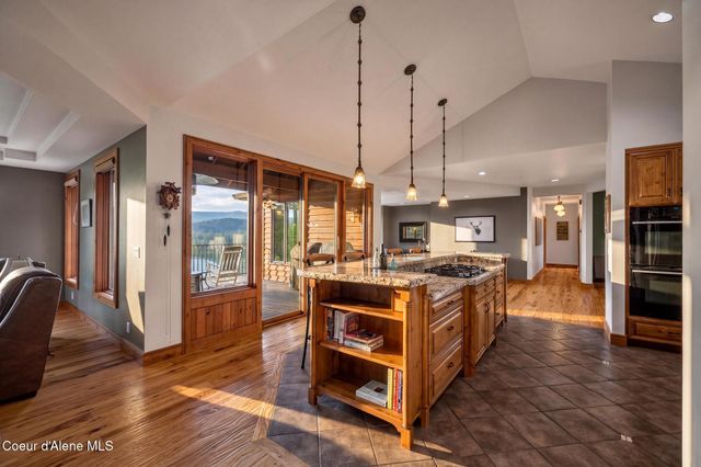 37371 E HAYDEN LAKE RD, Hayden, ID 83835