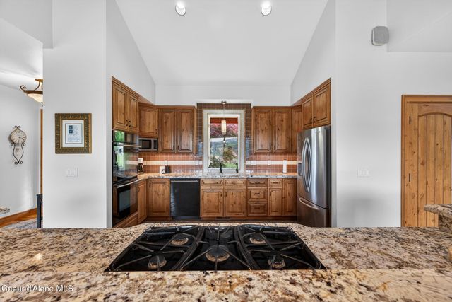 37371 E HAYDEN LAKE RD, Hayden, ID 83835