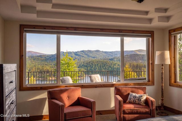 37371 E HAYDEN LAKE RD, Hayden, ID 83835