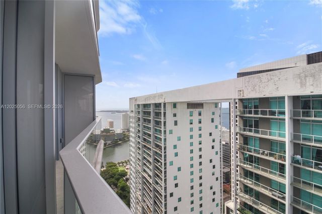 77 SE 5th St 4208, Miami, FL 33131