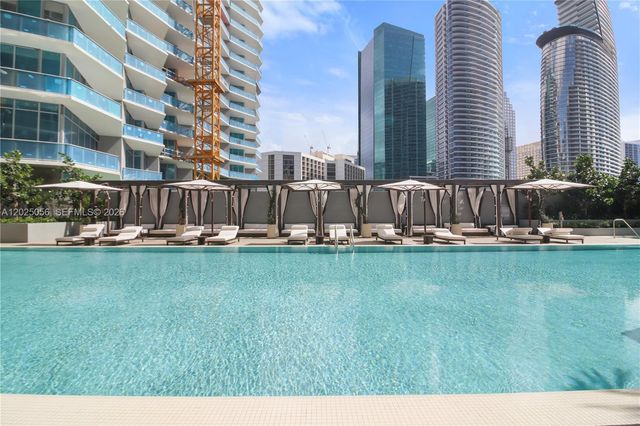 77 SE 5th St 4208, Miami, FL 33131