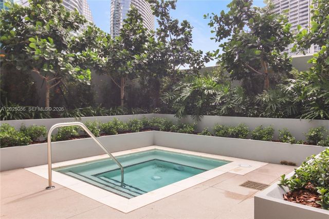 77 SE 5th St 4208, Miami, FL 33131