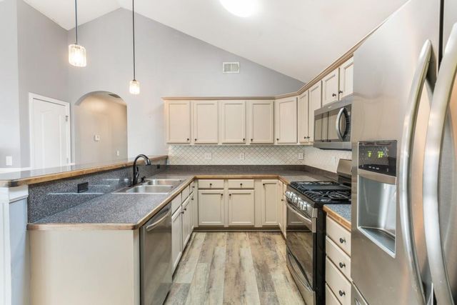 5052 Kathryn Glen Drive, Acworth, GA 30101