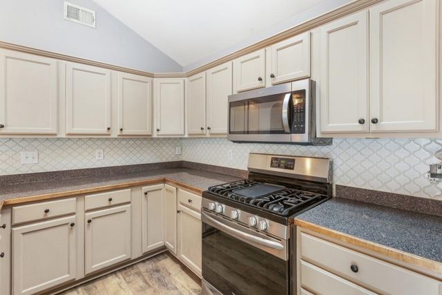 5052 Kathryn Glen Drive, Acworth, GA 30101