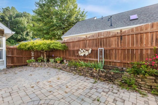 5052 Kathryn Glen Drive, Acworth, GA 30101