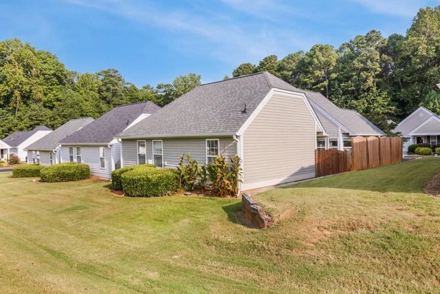 5052 Kathryn Glen Drive, Acworth, GA 30101
