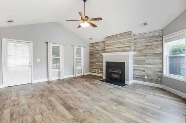 5052 Kathryn Glen Drive, Acworth, GA 30101