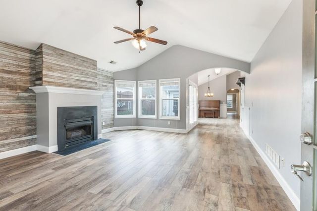 5052 Kathryn Glen Drive, Acworth, GA 30101