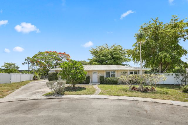 1720 SW 10th Street, Boca Raton, FL 33486