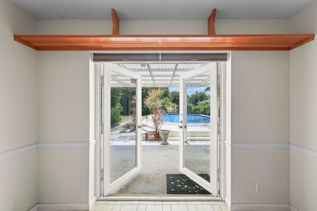 1720 SW 10th Street, Boca Raton, FL 33486