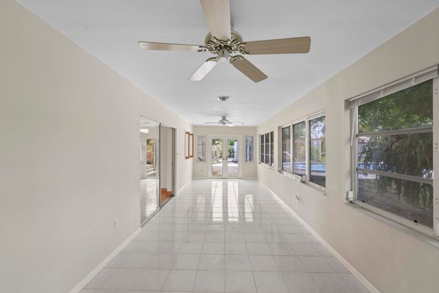 1720 SW 10th Street, Boca Raton, FL 33486