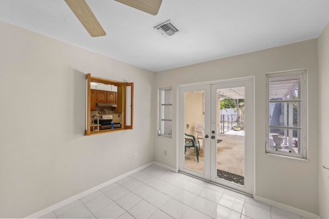 1720 SW 10th Street, Boca Raton, FL 33486