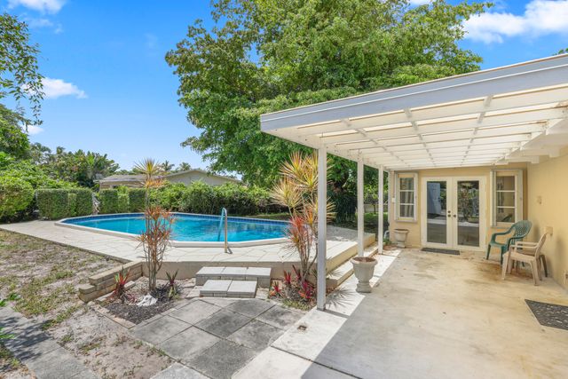 1720 SW 10th Street, Boca Raton, FL 33486