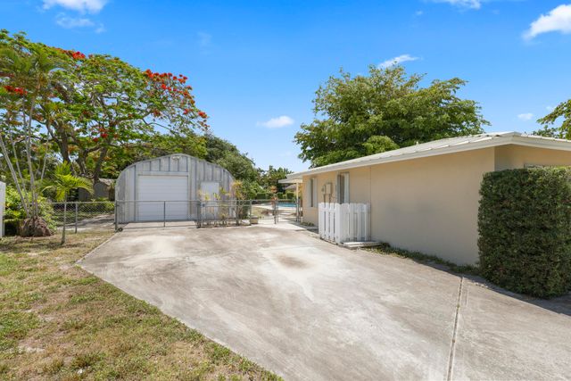 1720 SW 10th Street, Boca Raton, FL 33486