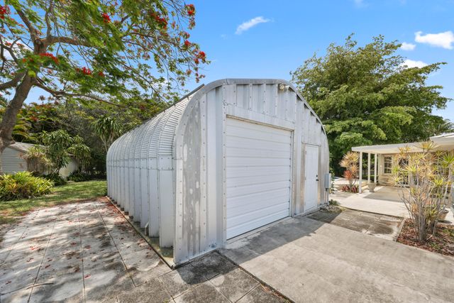1720 SW 10th Street, Boca Raton, FL 33486