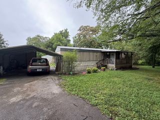 361 Flowertown Rd, Normandy, TN 37360