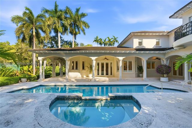 8400 SW 52nd Avenue, Miami, FL 33143