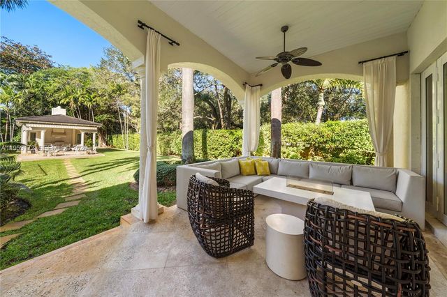8400 SW 52nd Avenue, Miami, FL 33143