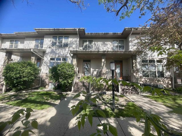 8252 Starr Grass Drive, Madison, WI 53719
