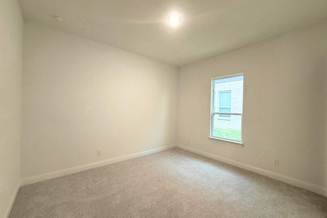 302 Alicia Court, Mansfield, TX 76063