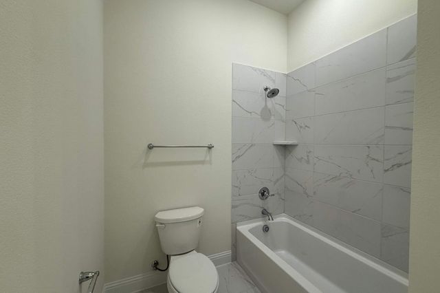 302 Alicia Court, Mansfield, TX 76063