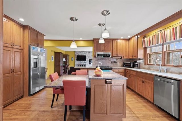 6601 Outlook Drive, Mission, KS 66202