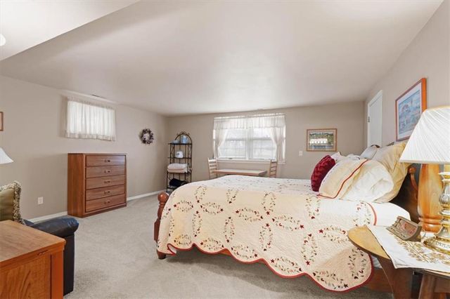 6601 Outlook Drive, Mission, KS 66202